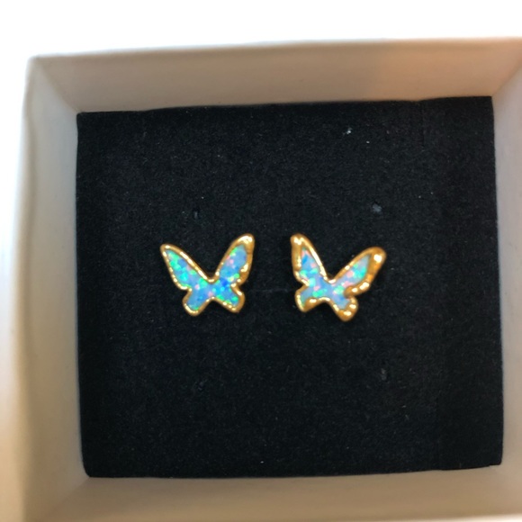 Butterfly stud earrings - Picture 1 of 2